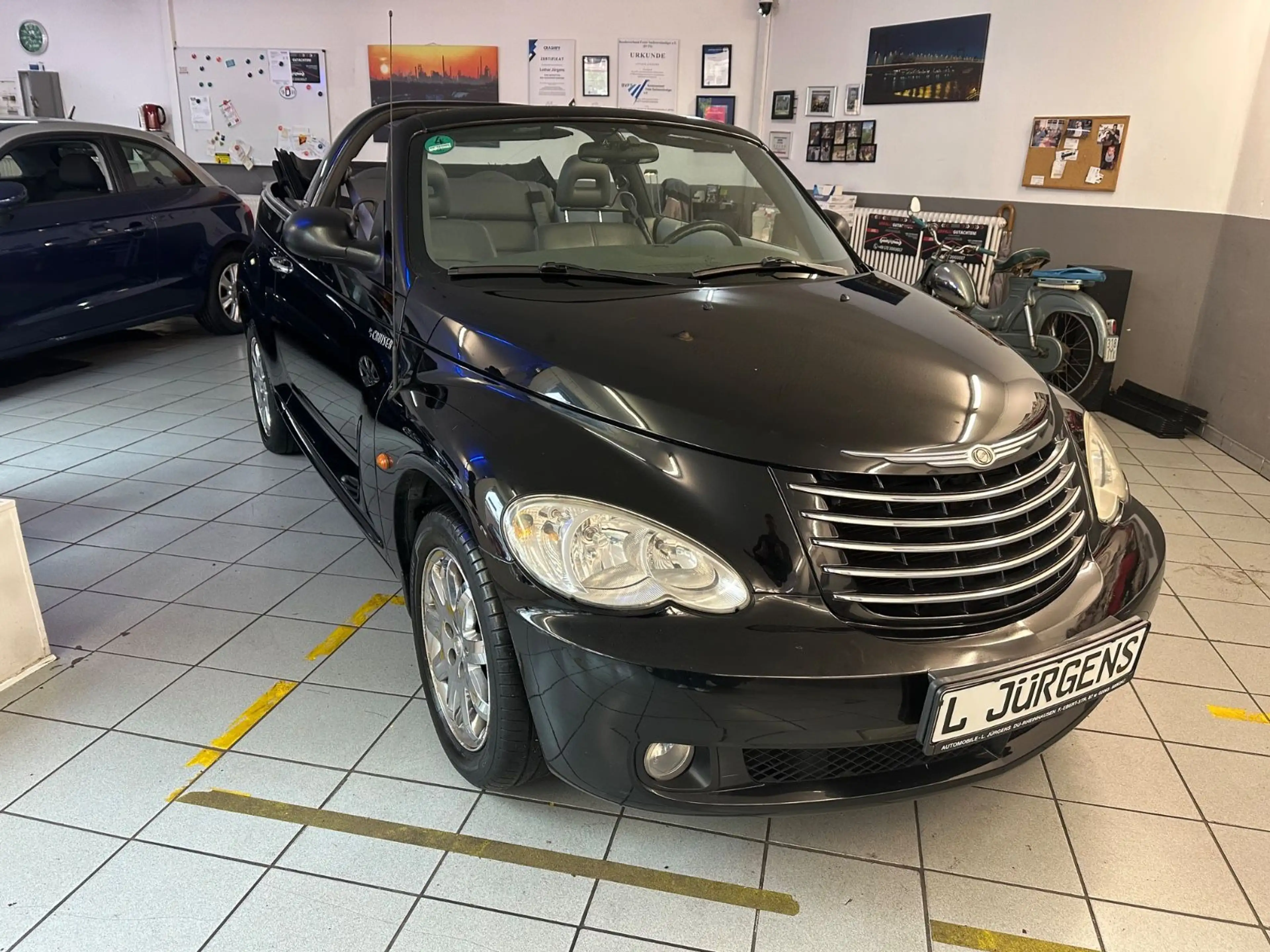 Chrysler PT Cruiser Cabrio 2.4 Limited — photo 12