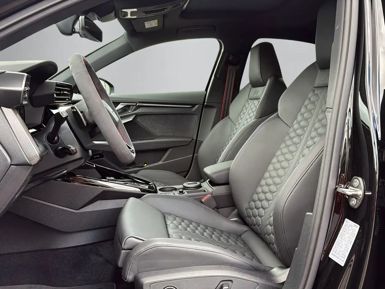 Audi RS3 SPORTABGAS+V-MAX+PANO+MATRIX+NAVI 6