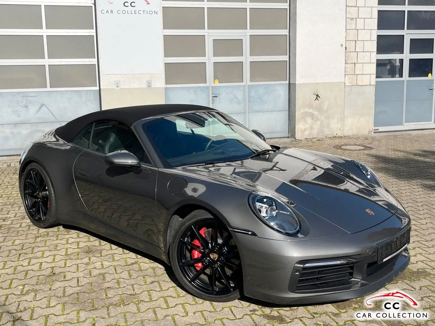 Porsche 992 S Cabrio |18Weg|PDLS+|HALen|Approv.10/26 Gris - 2