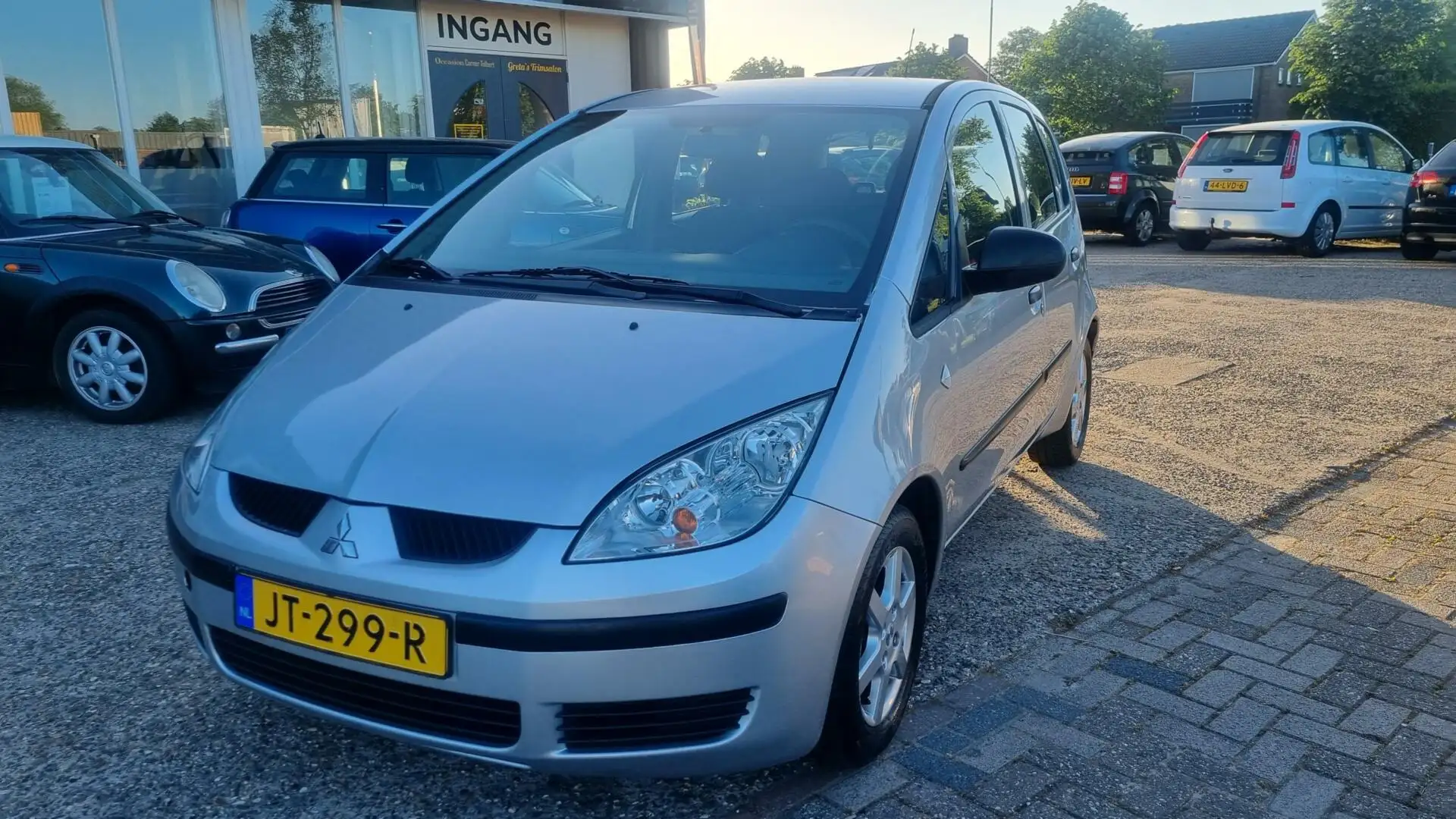 Mitsubishi Colt 1.1 Incharge💢€2199,-💢nette auto lage km.stand Grijs - 1