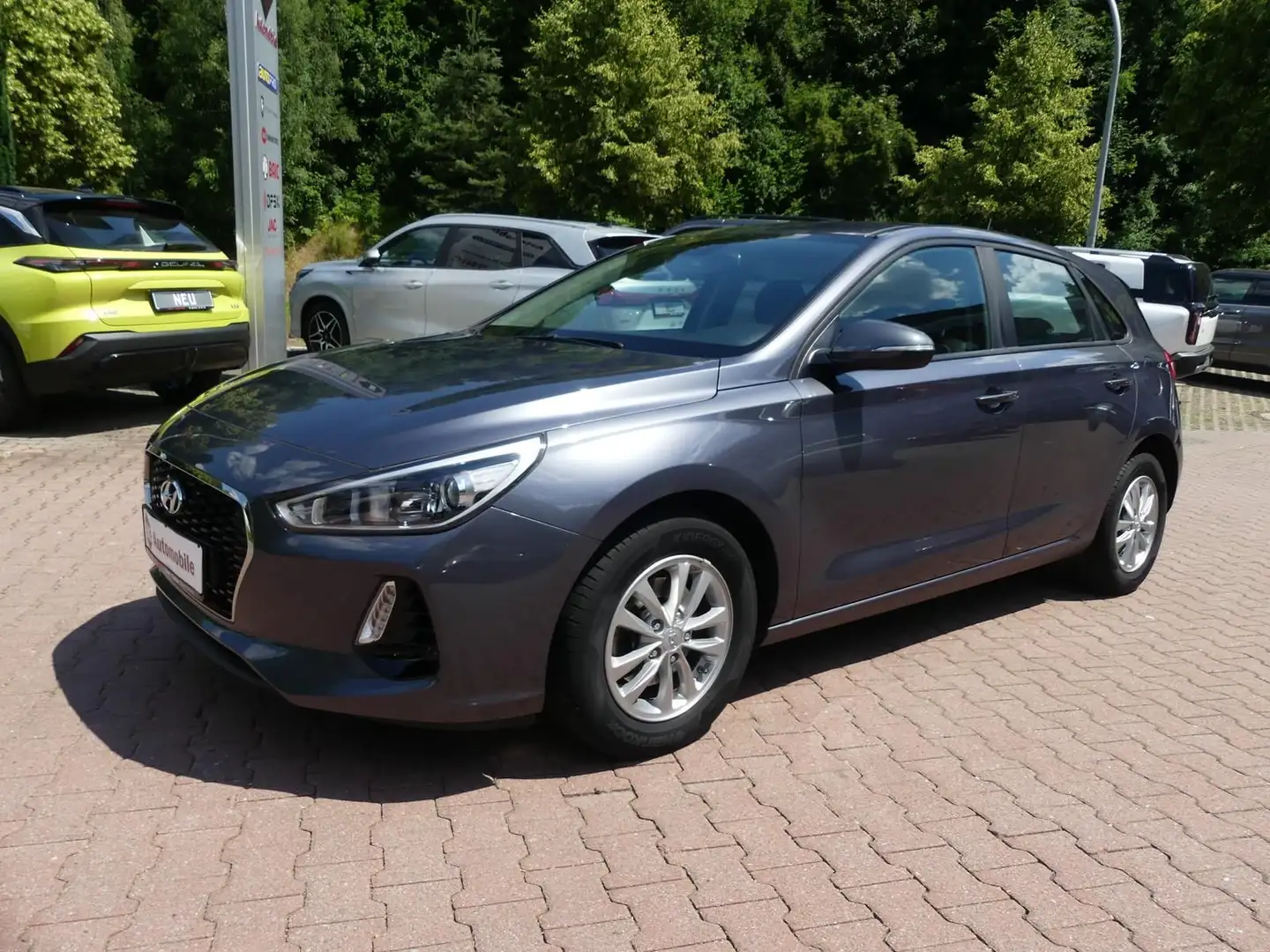 Hyundai i30 *50100 km*Spurhalte*PDC*Klima* Grau - 1