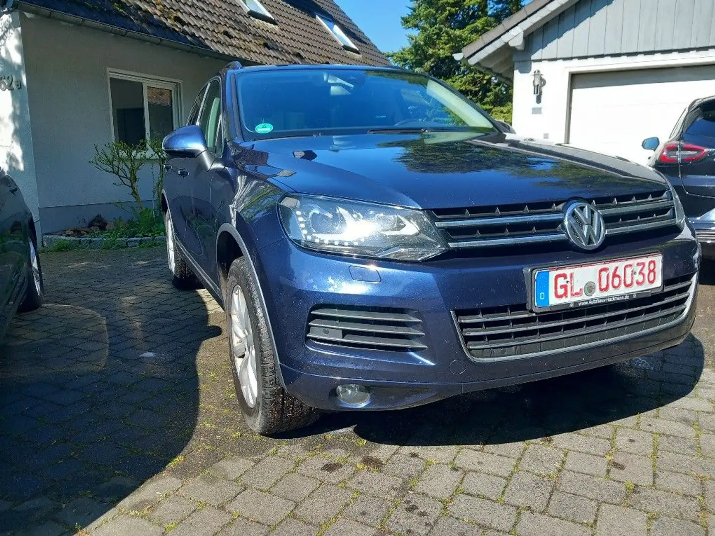 Volkswagen Touareg V6 3.0 TDI BMT Tiptronic AHK Blau - 1
