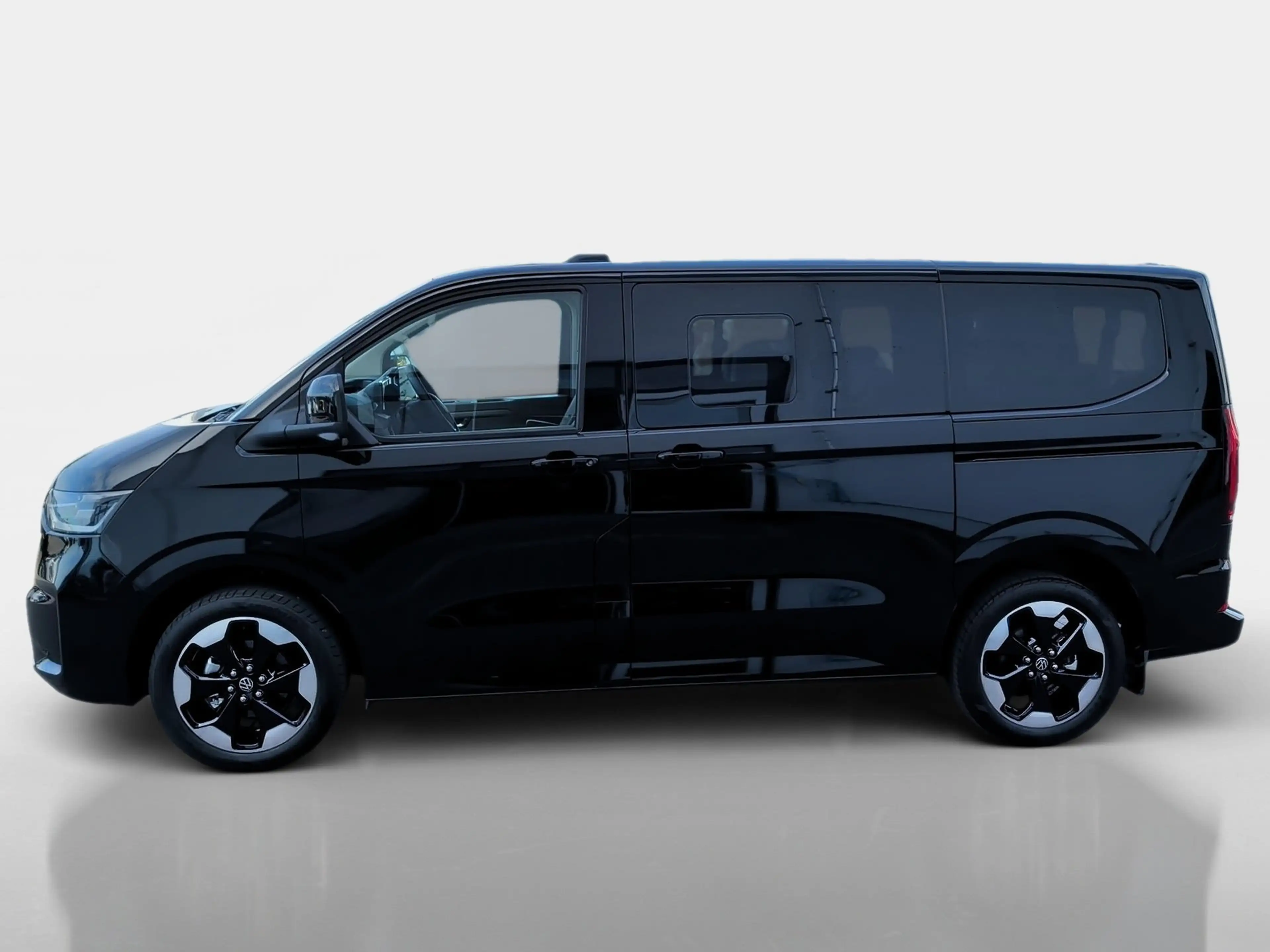 Volkswagen T7 Caravelle T7 e-Caravelle Style 8Sitze+Leder+Pano+AHK+Harman+ — photo 3