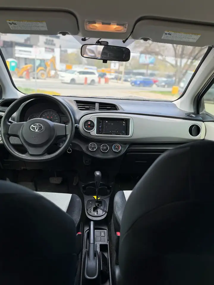 Toyota Yaris снимка Toyota Yaris