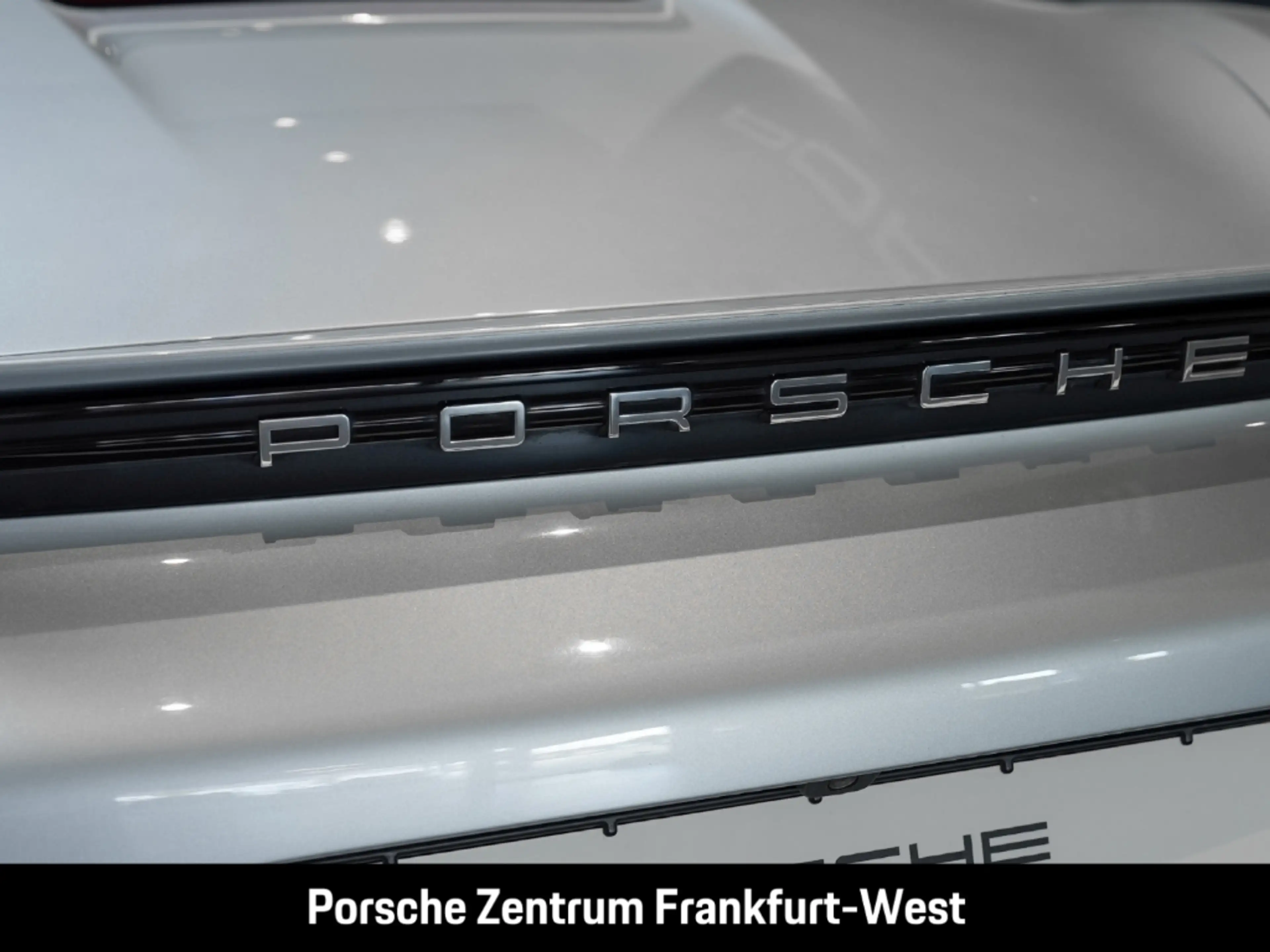 Porsche Boxster 718 GTS — photo 9