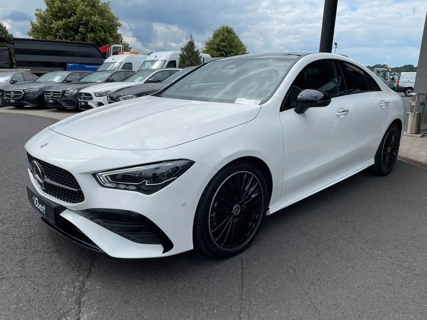 Mercedes-Benz CLA 200 AMG Pano+R-Kamera+19"+TOTW+DISTR+MULITBE Blanc - 2