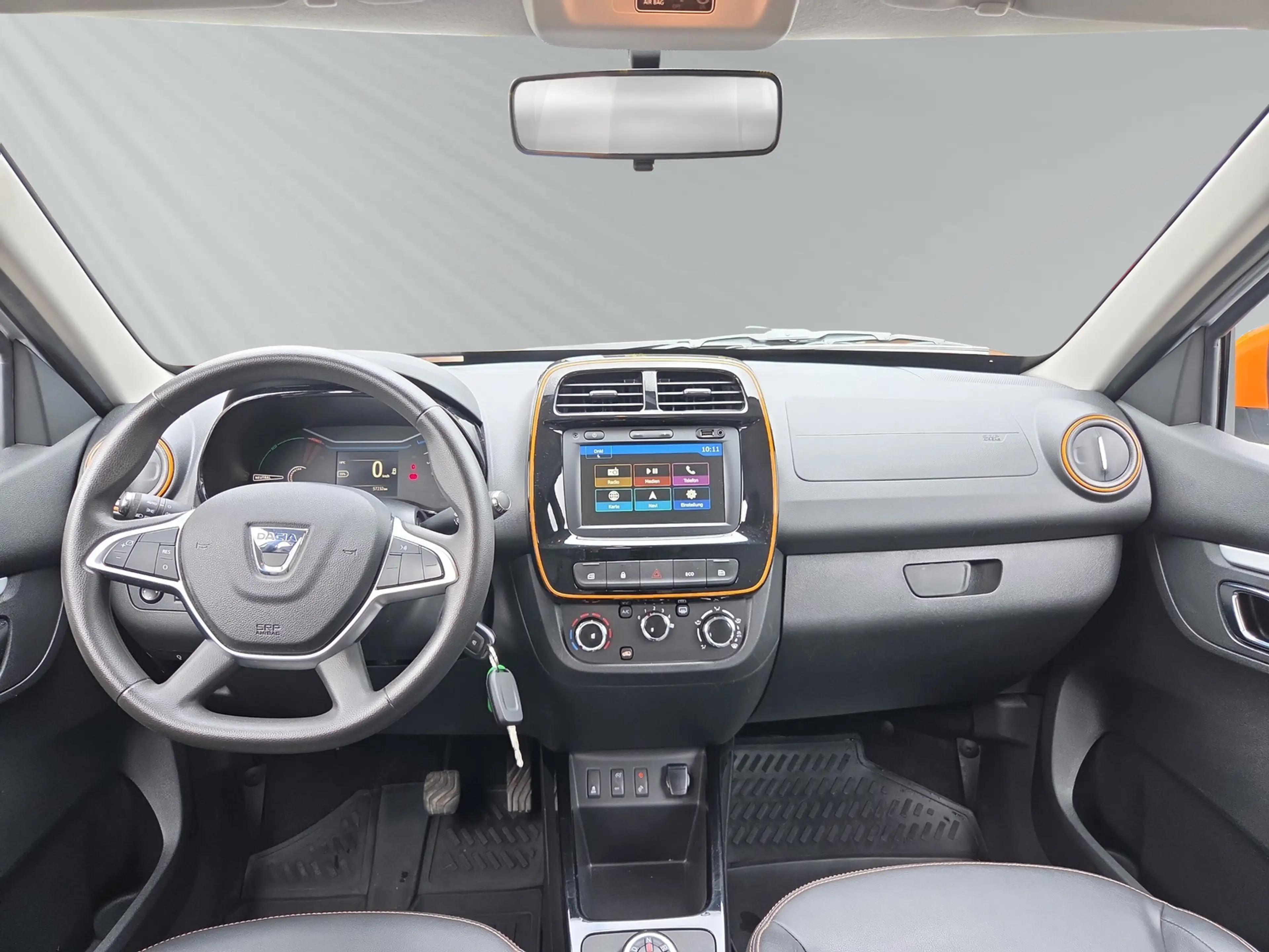 Dacia Spring Electric 45 Comfort Plus look Paket orange — photo 9