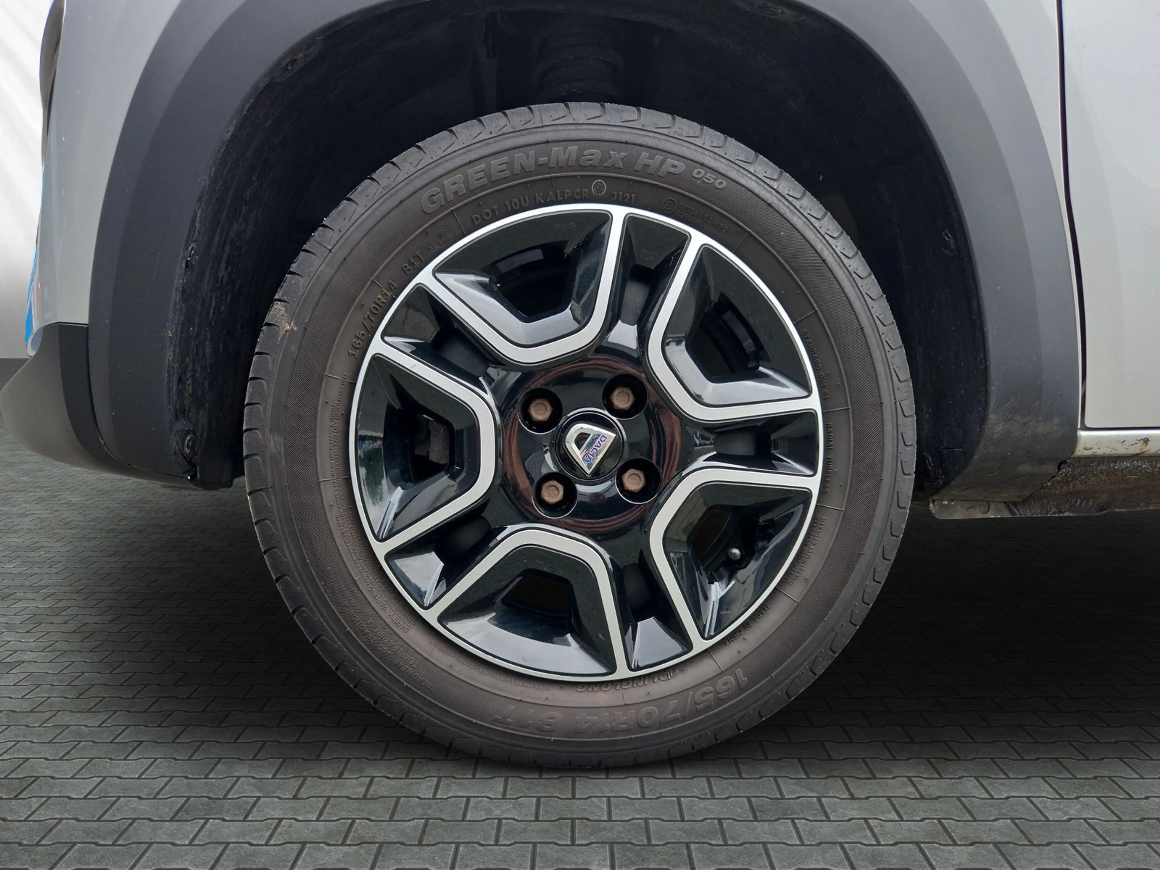 Dacia Spring Electric 45 Comfort Plus look Paket orange — photo 12