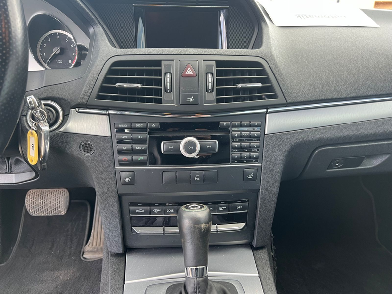 Mercedes-Benz E 350 E -Klasse Coupe E 350 CGI BlueEfficiency — photo 11