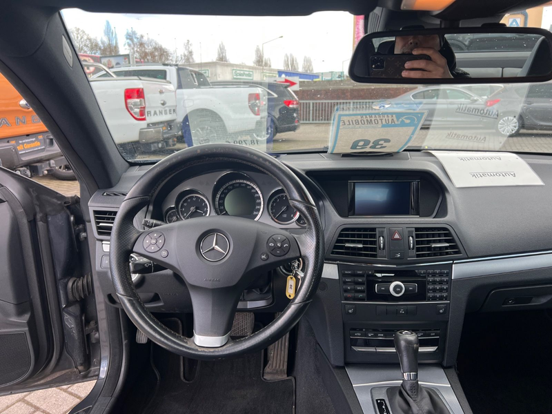 Mercedes-Benz E 350 E -Klasse Coupe E 350 CGI BlueEfficiency — photo 12