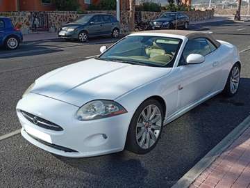 XK Convertible 4.2L V8 Aut.