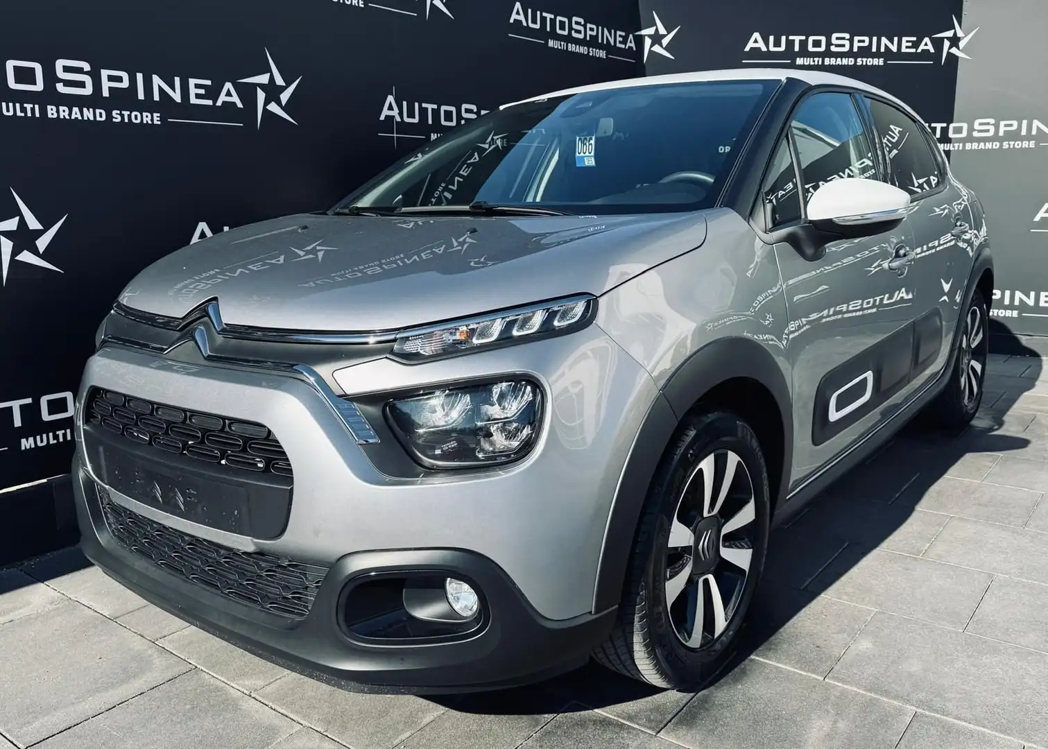 Citroen C3 PureTech 83 S&S Max #carplay #senspark - 1