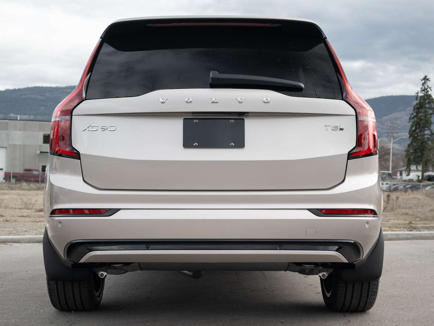 2026 Volvo XC90 T8 PLUS DARK THEME thumb 7