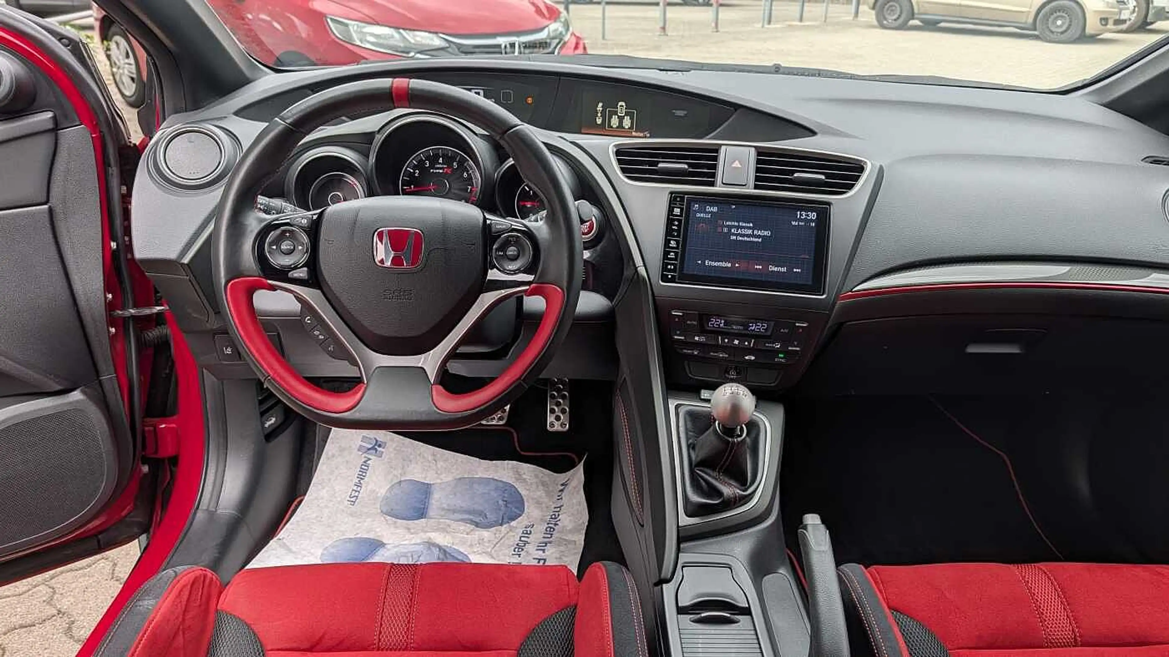 Honda Civic 2.0 VTEC Turbo Type R GT — photo 12