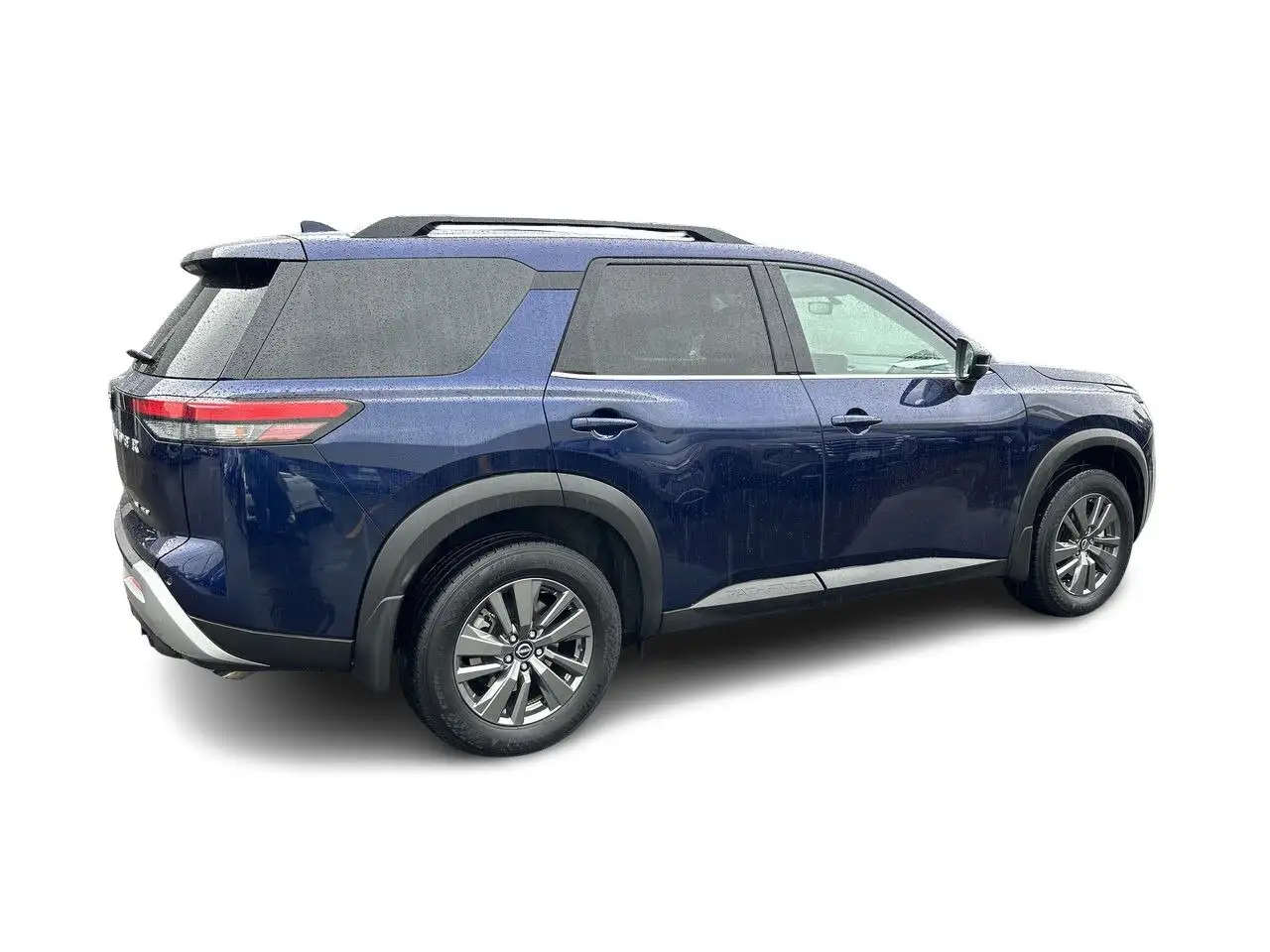 Nissan Pathfinder снимка Nissan Pathfinder