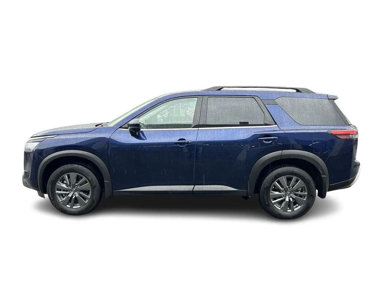 Nissan Pathfinder снимка Nissan Pathfinder