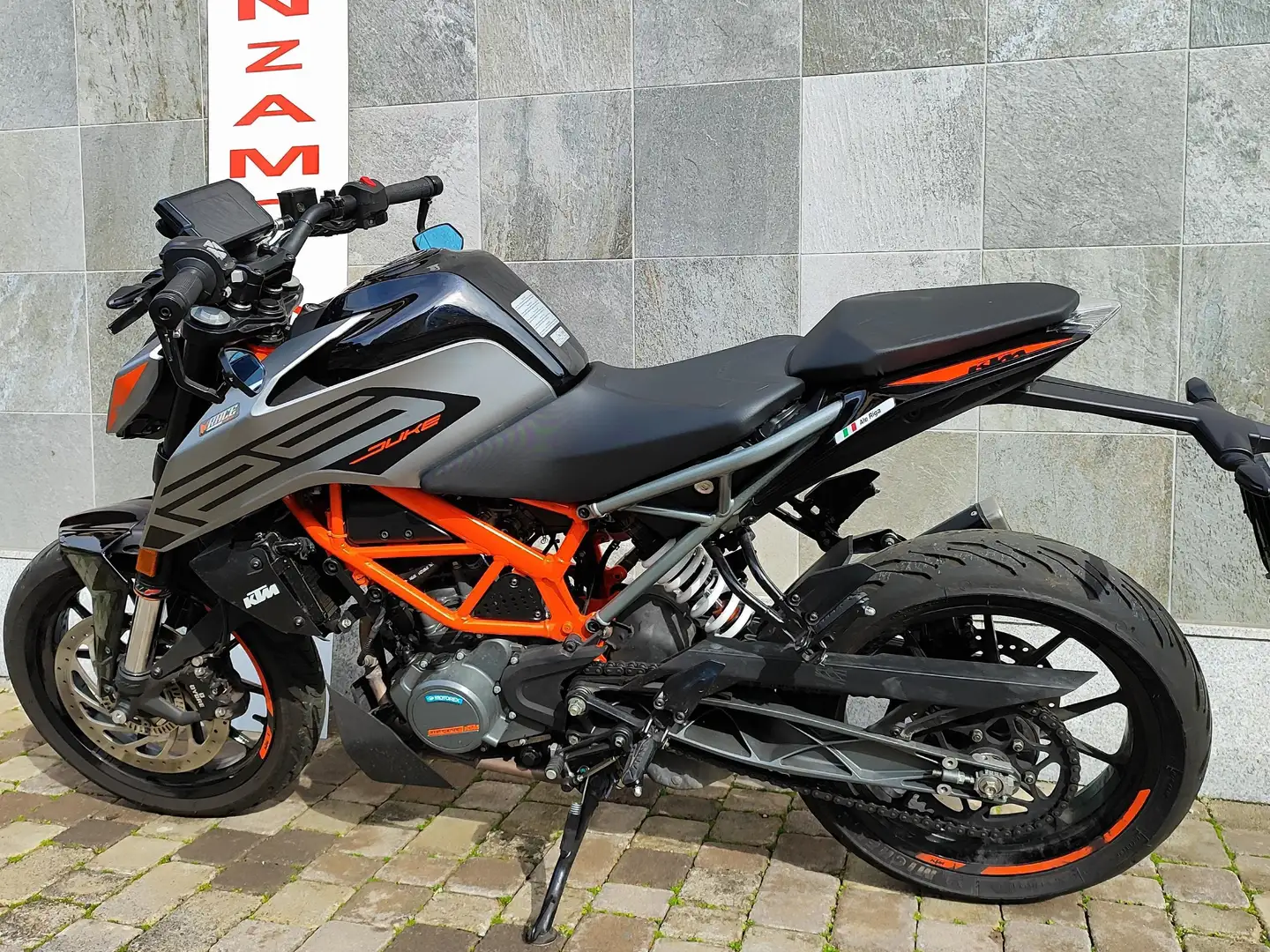 KTM 125 Duke Arancione - 1