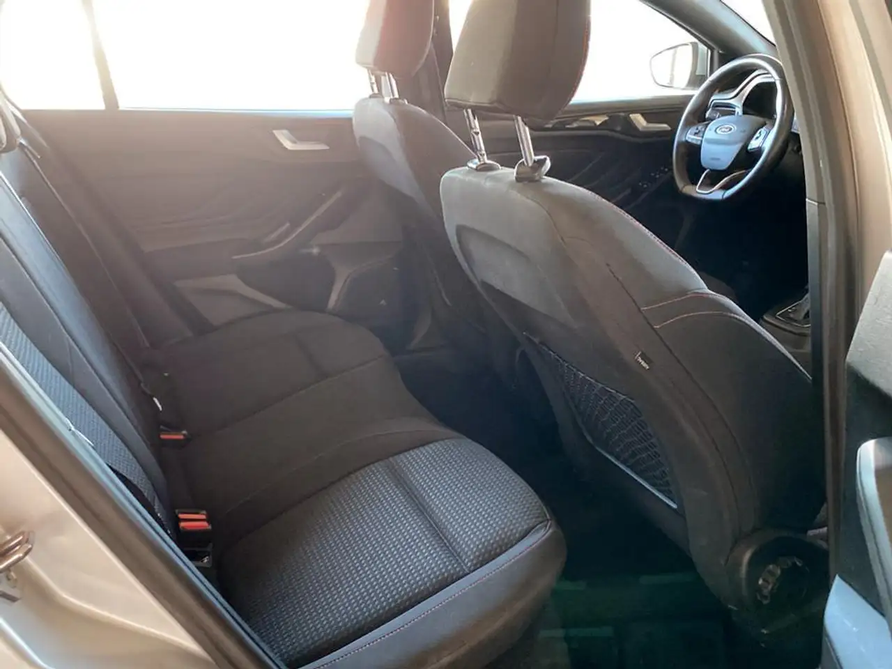 Ford Focus SW 1.0 ecoboost h ST-Line 155cv powershift, миниатюра 17