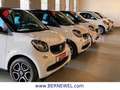 smart forTwo EQ Bundesweit kostenlose Lieferung Navi_CarPlay Schwarz - thumbnail 24