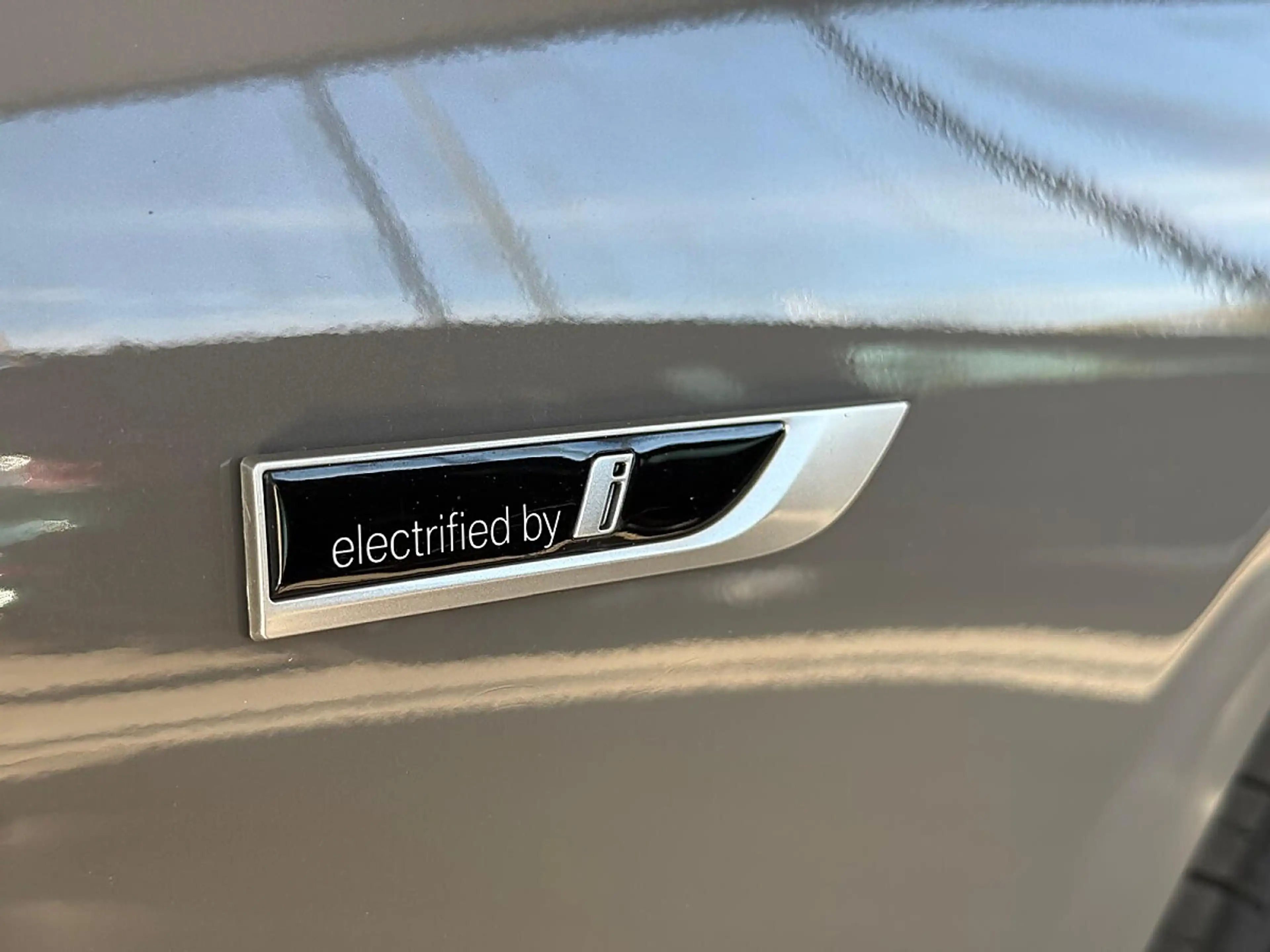 BMW 545 e xDrive M Sport *INDIVIDUAL*M-PAKET*HUD*DRIVIN... — photo 12