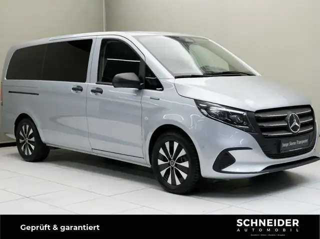 Mercedes-Benz Vito e 129 Tourer PRO Lang Navi KlimaA SpurH LED