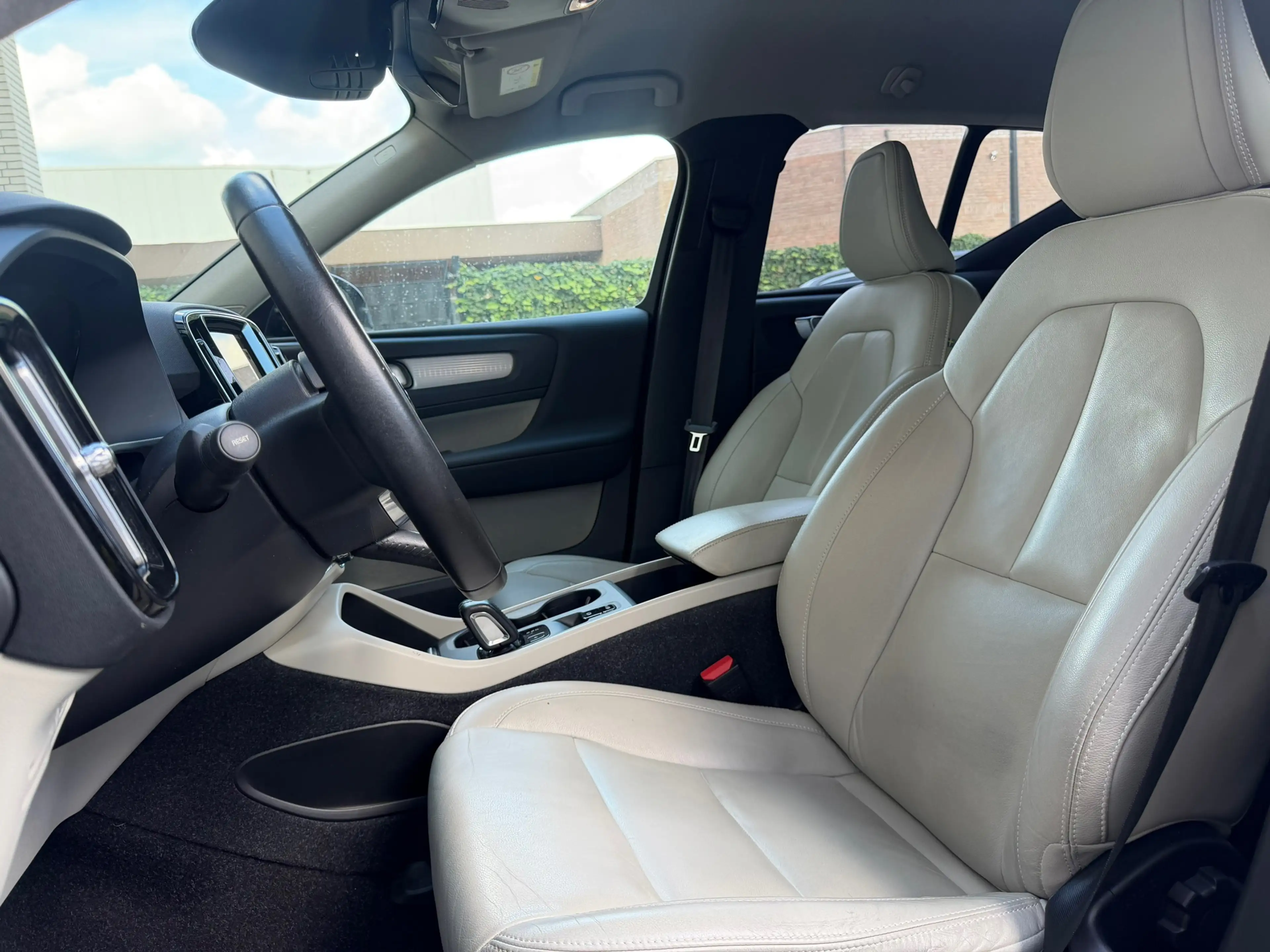 Volvo XC40 1.5 T4 Recharge R-Design Leer, Harman/Kardon, Came — photo 5