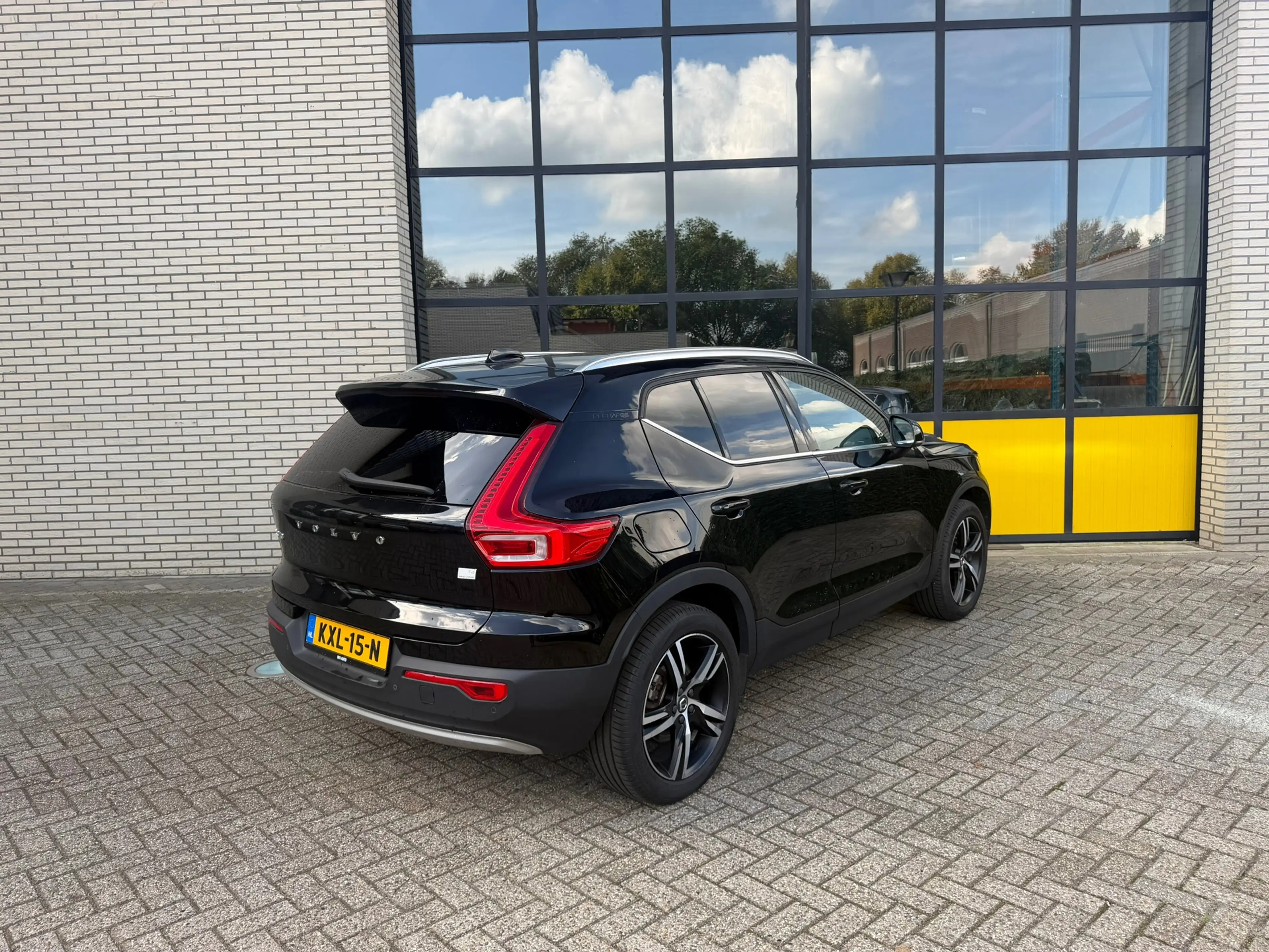 Volvo XC40 1.5 T4 Recharge R-Design Leer, Harman/Kardon, Came — photo 3