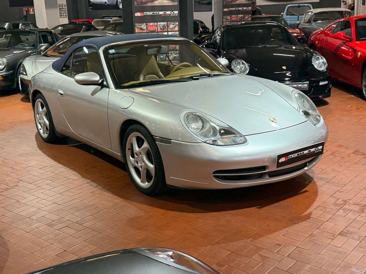Porsche 996 Carrera 4 Cabriolet-Manuale-Service book