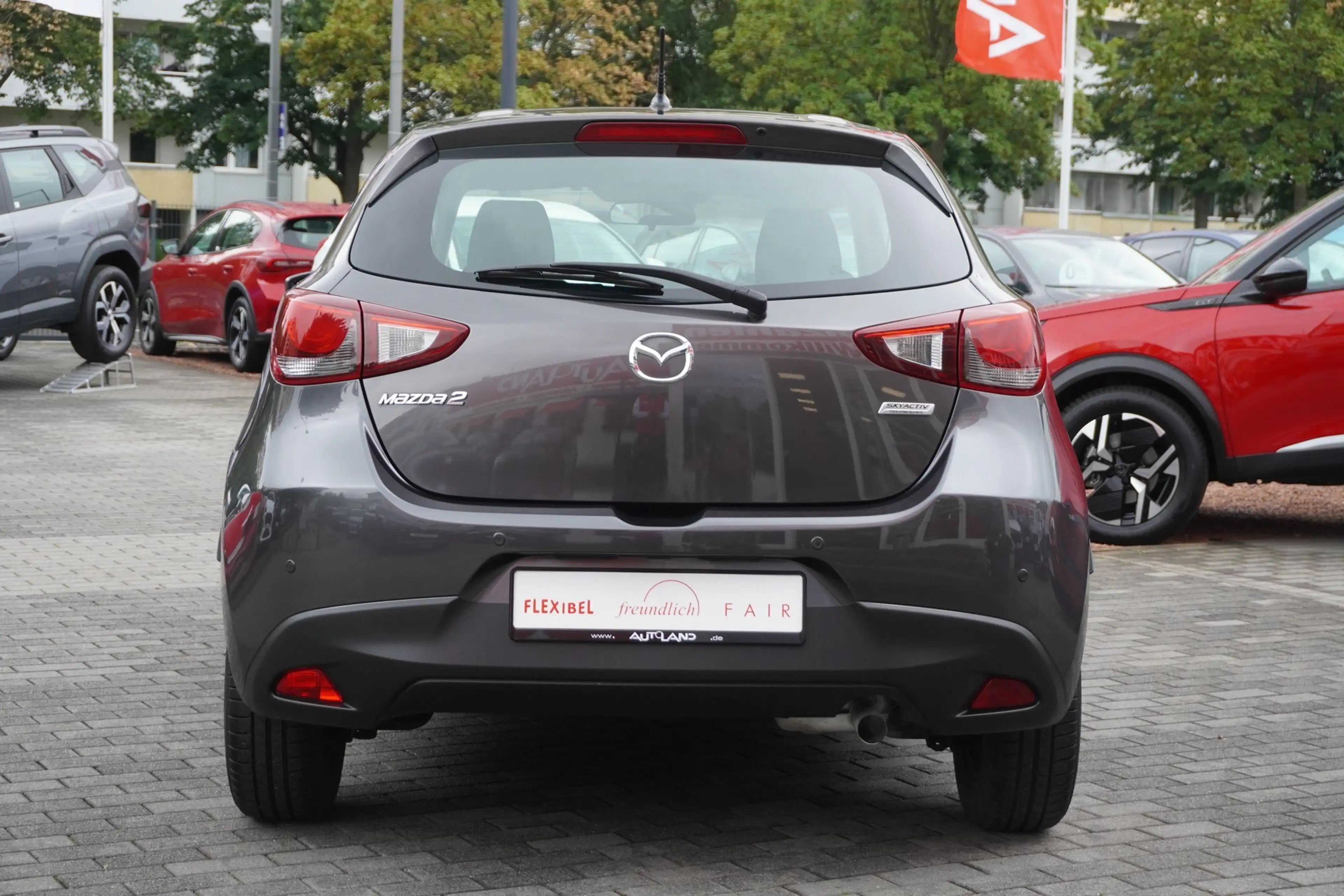 Mazda 2 1.5 Center-Line LED Android Apple DAB Klima — photo 5