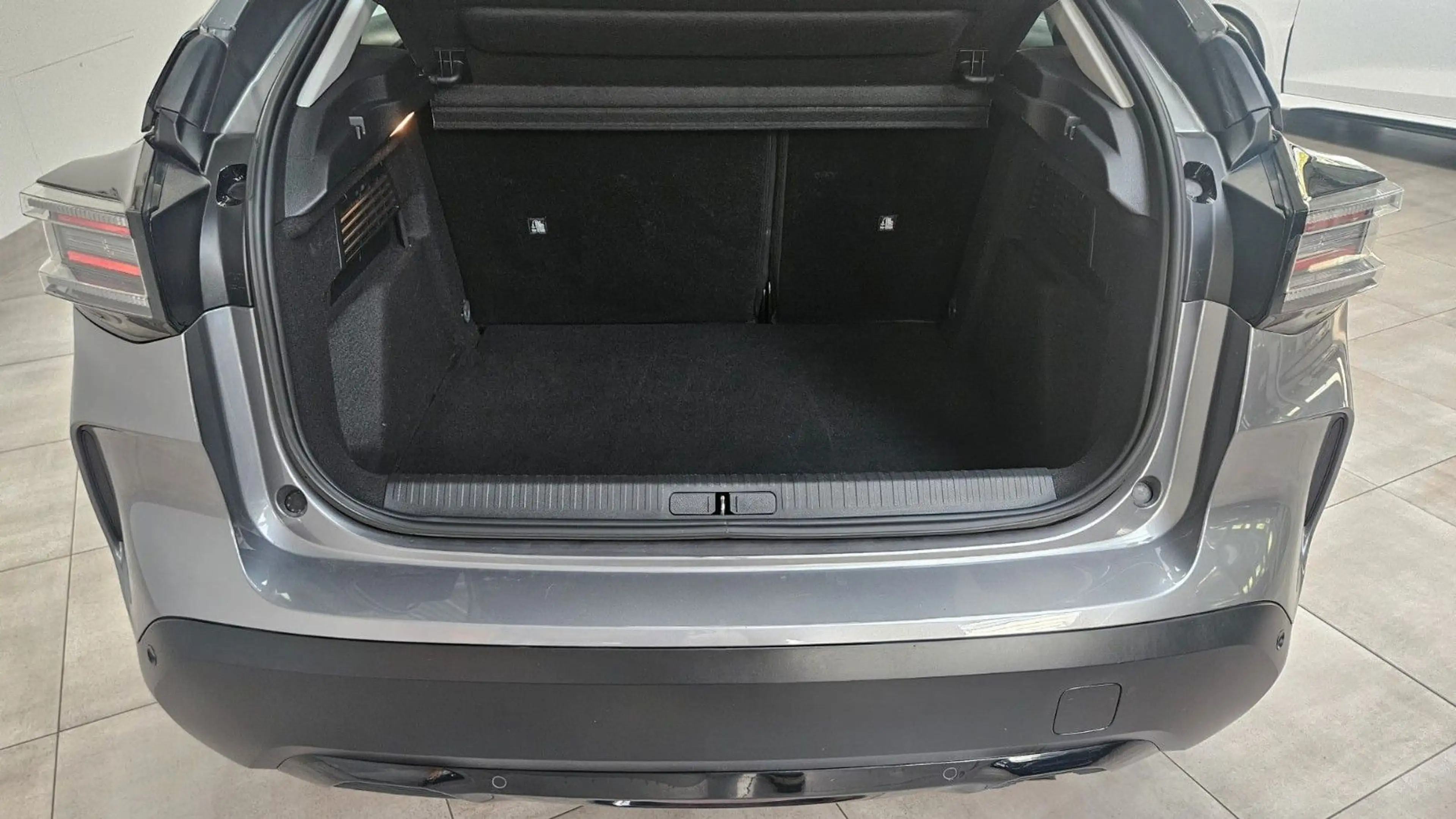 Citroen C4 Lim. YOU 1.2 Mild-Hybrid Autom. LED Tempo PDC — photo 6