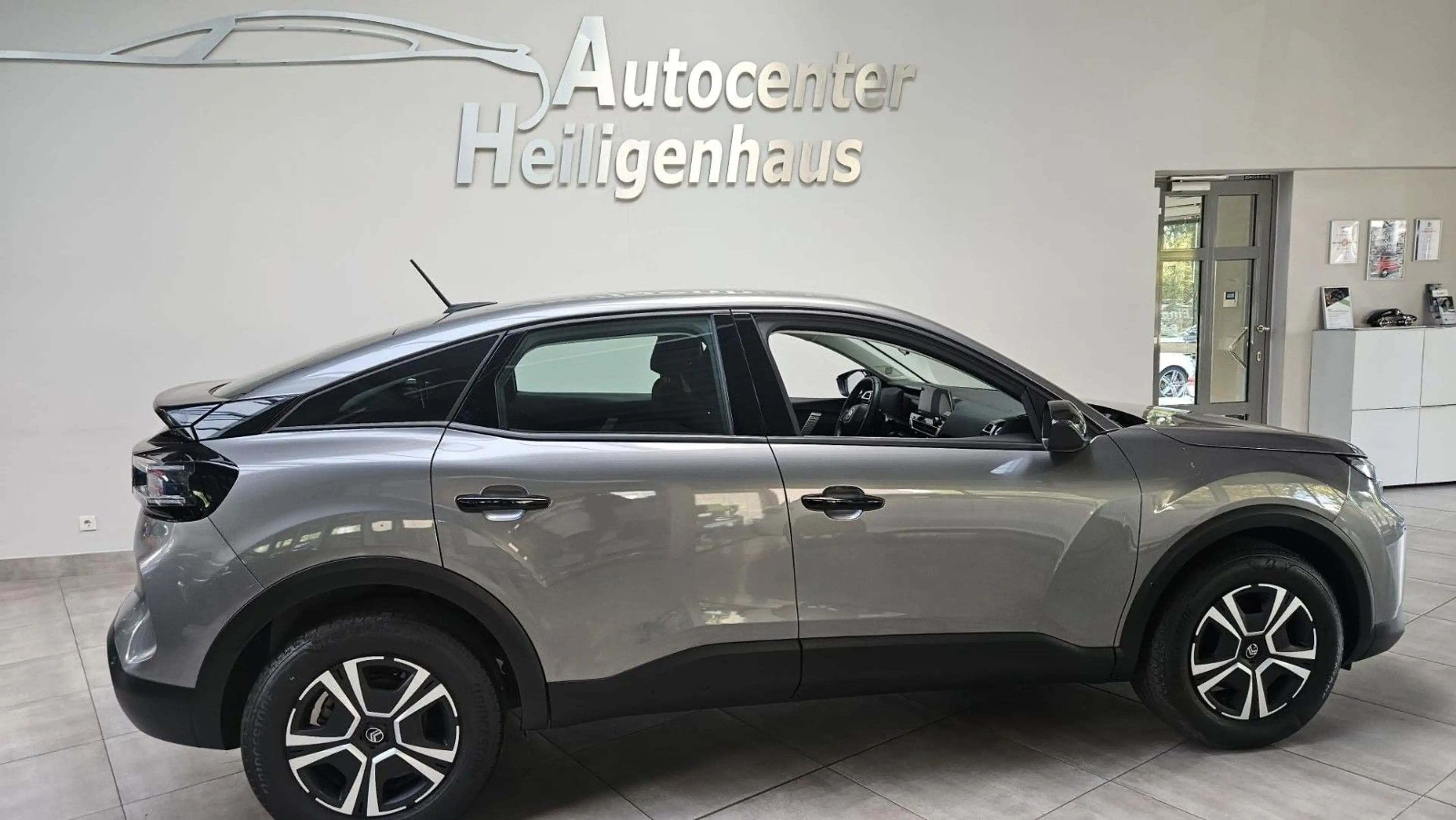 Citroen C4 Lim. YOU 1.2 Mild-Hybrid Autom. LED Tempo PDC — photo 3