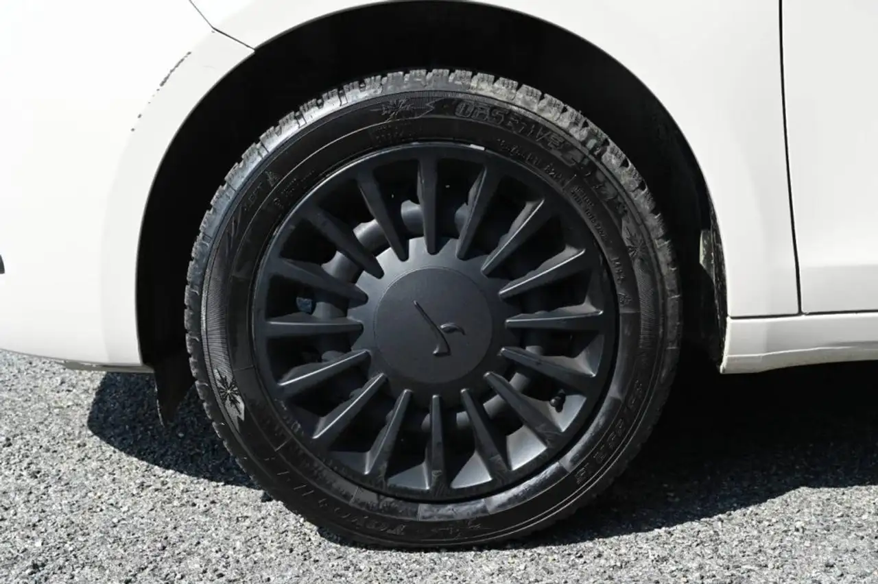 Lancia Ypsilon 2022 — фото 10