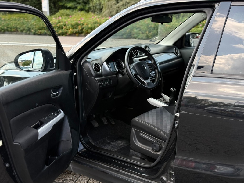 Suzuki Vitara 1.6 EXLUSIVE TREKHAAK CAMERA CARPLAY — photo 9