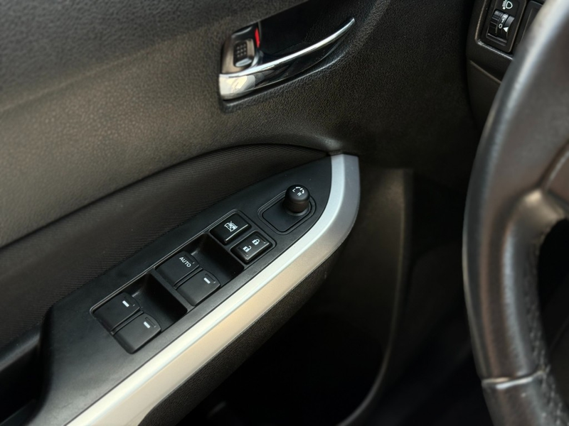 Suzuki Vitara 1.6 EXLUSIVE TREKHAAK CAMERA CARPLAY — photo 13