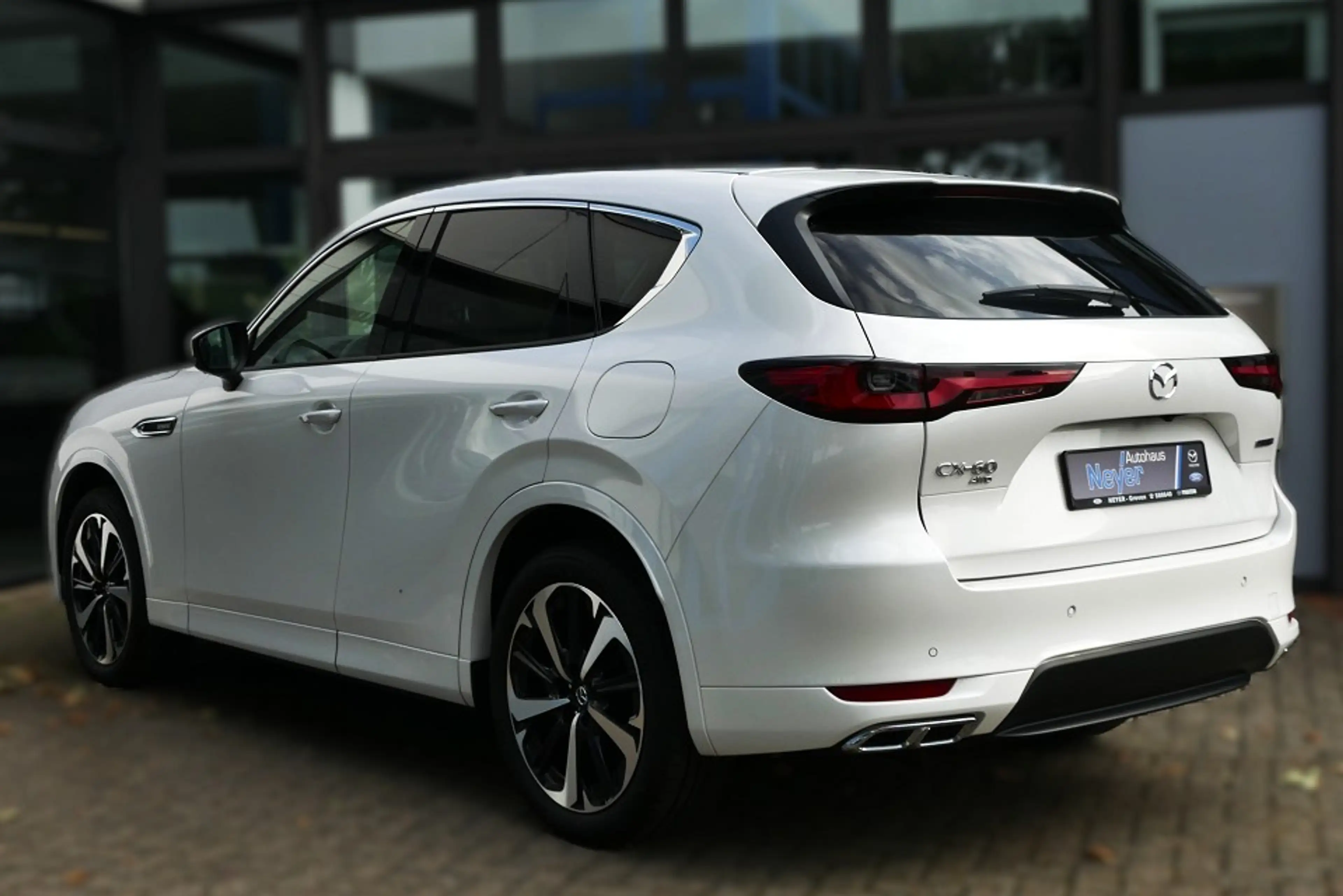 Mazda CX-60 2.5L e-Skyactiv PHEV Takumi *LED 360° Kamera* — photo 6