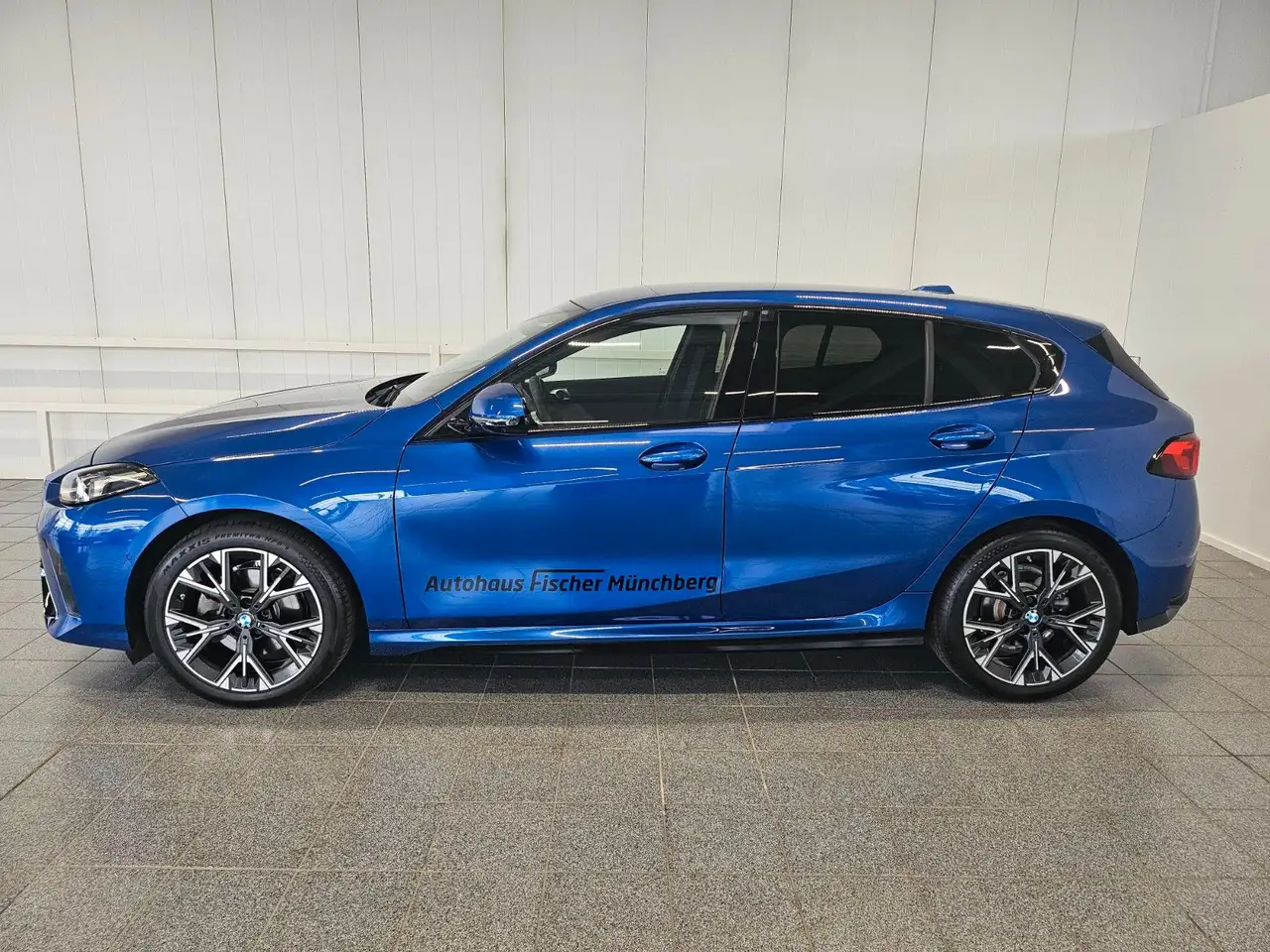 BMW 120 M Sport 3