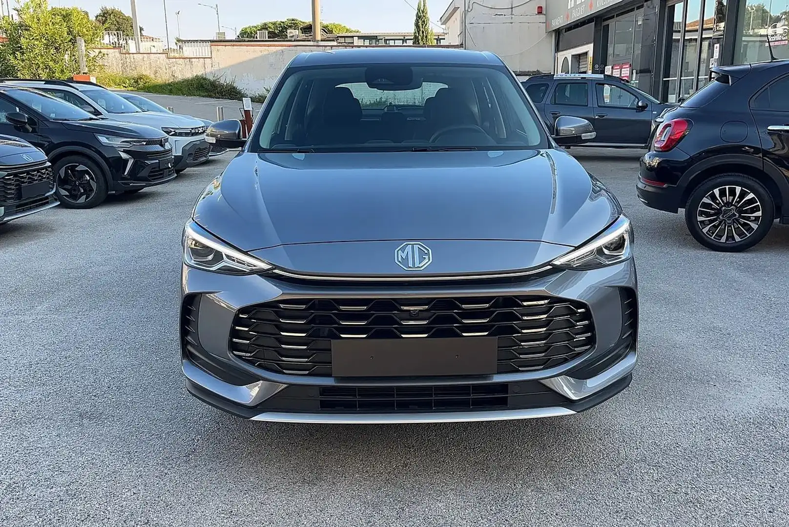 MG ZS ZS 1.5 Standard Gris - 2