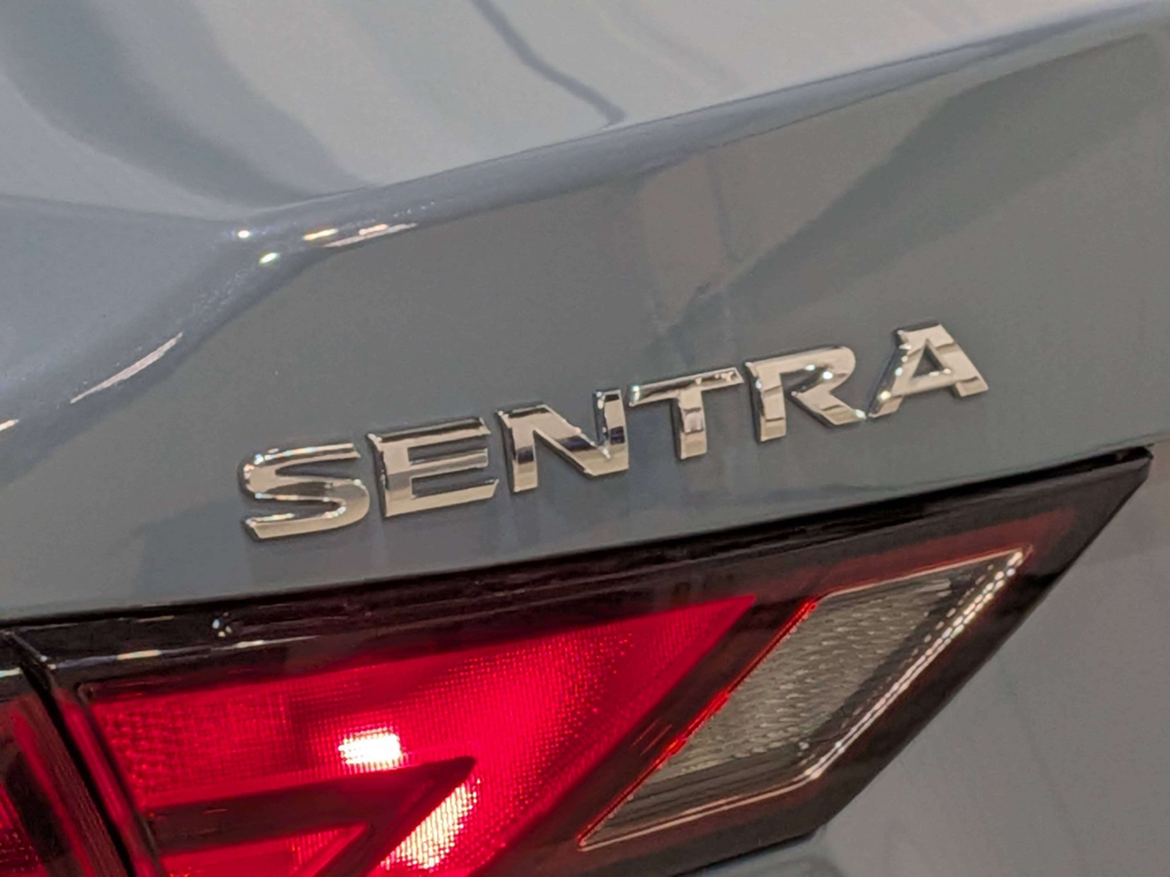 Nissan Sentra 2024