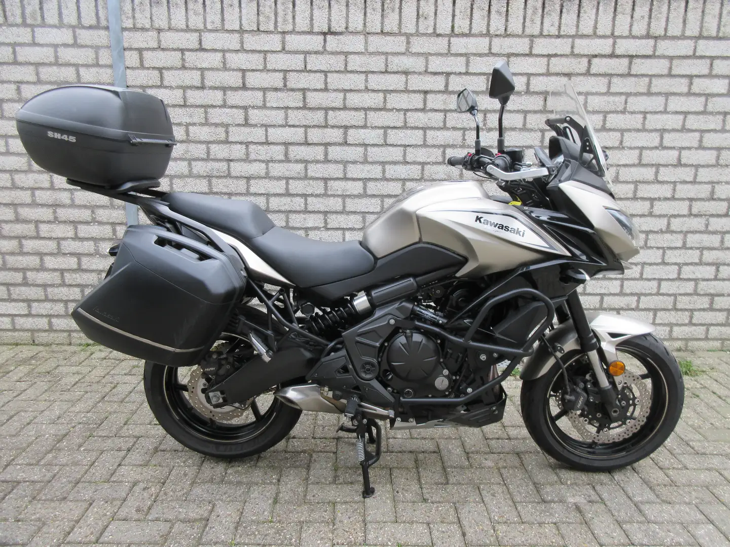Kawasaki Versys 650 ABS Gri - 1