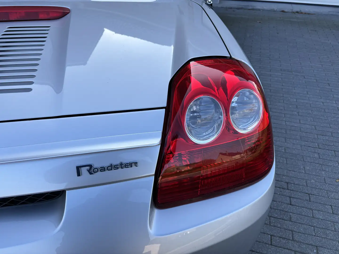 Toyota MR 2 1.8i VVT-i 16v Zilver - 2