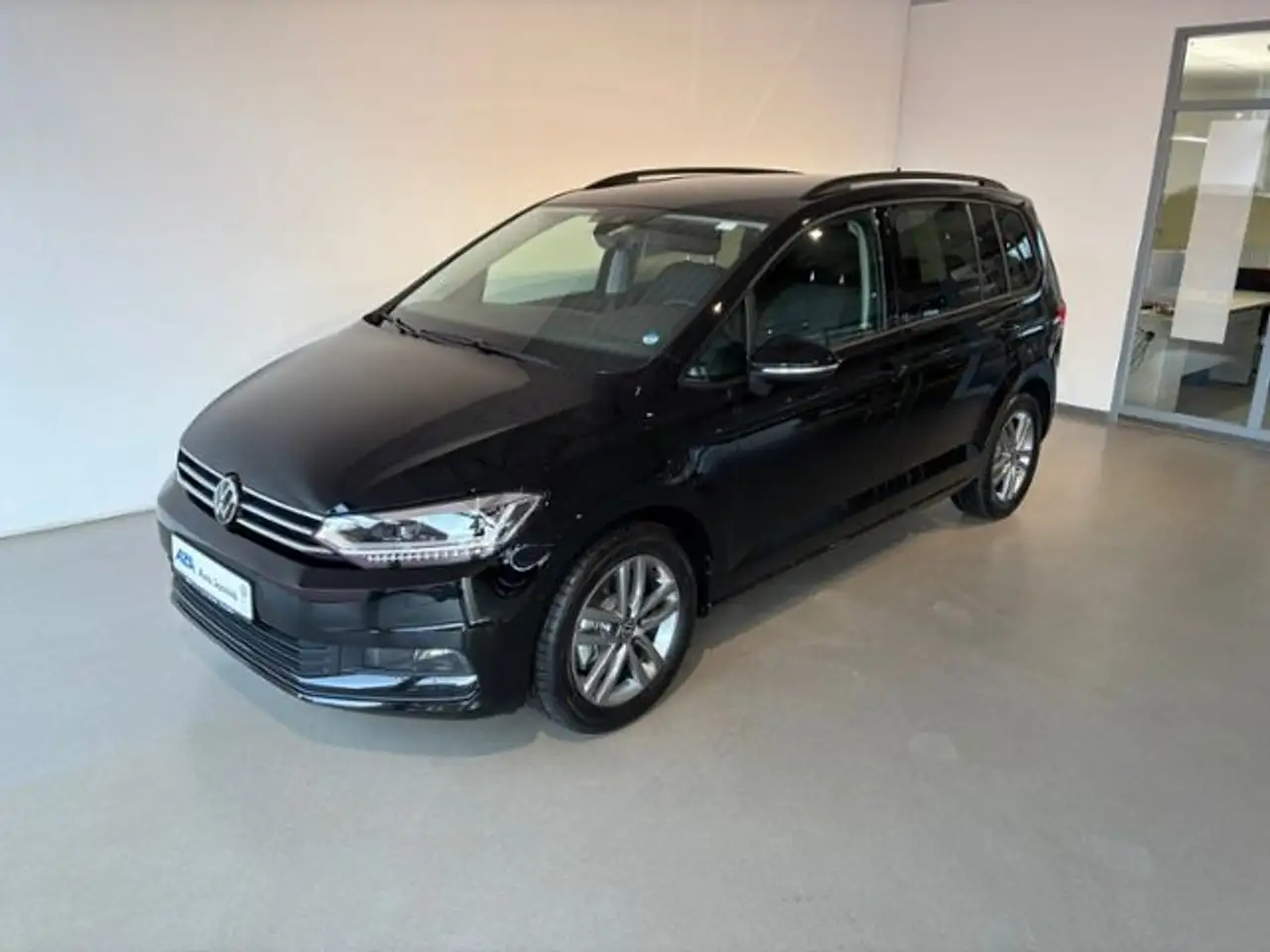 Volkswagen Touran 1.5 TSI Comfortline | AHK | 7-Sitzer | Na 2