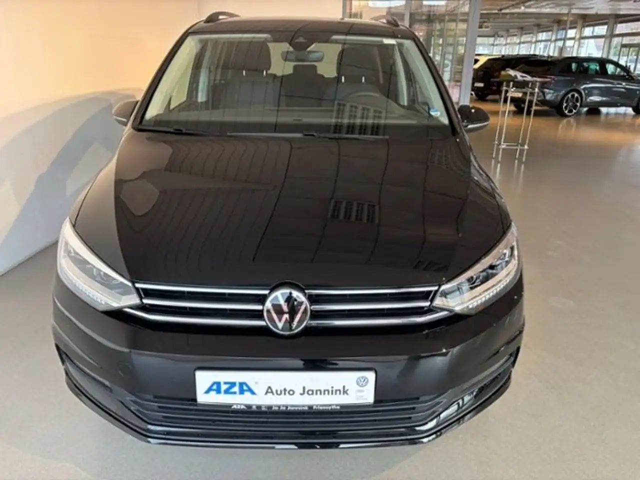 Volkswagen Touran 1.5 TSI Comfortline | AHK | 7-Sitzer | Na 4