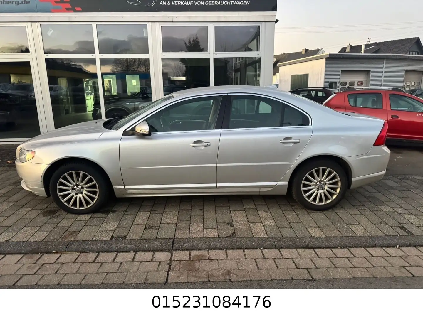 Volvo S80 Lim. D5 Momentum+Vollleder+Klimaautomatik+ Argent - 2