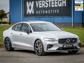 2.0 T8 AWD Twin Engine Polestar Engineered |Panora