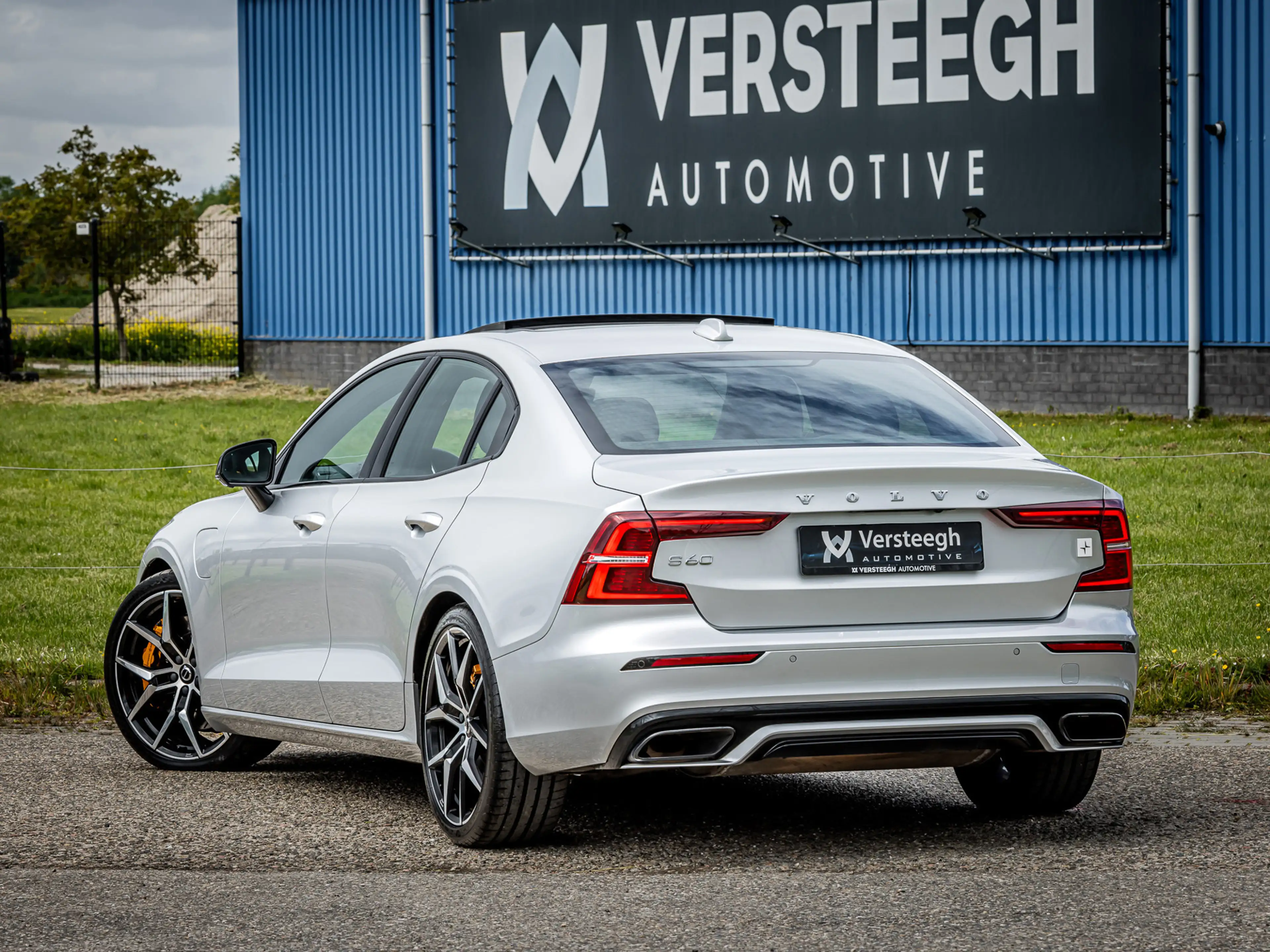 Volvo S60 2.0 T8 AWD Twin Engine Polestar Engineered |Panora — photo 10