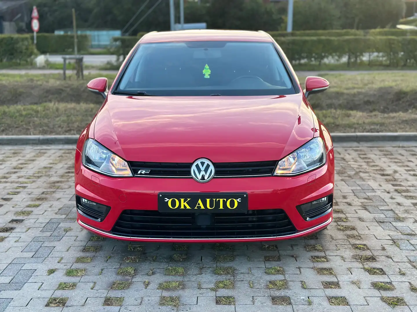 Volkswagen Golf Golf 1.2 TSI R-Line Carplay Garantie 12 Mois Rouge - 2
