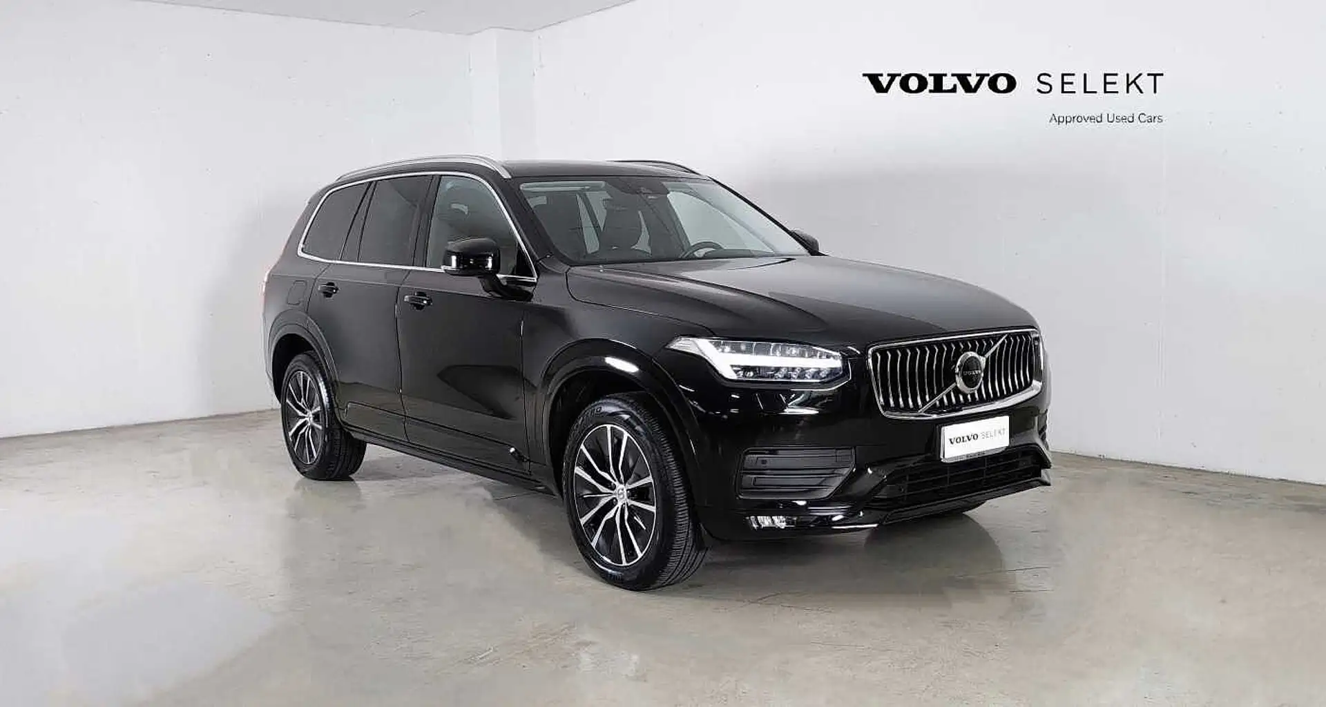 Volvo XC90 Momentum Pro, B5 AWD mild hybrid (D), 7 Sedili Schwarz - 1