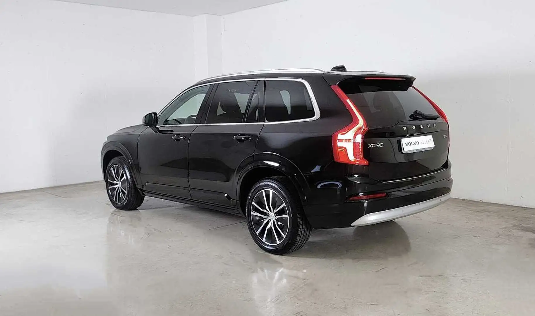 Volvo XC90 Momentum Pro, B5 AWD mild hybrid (D), 7 Sedili Schwarz - 2