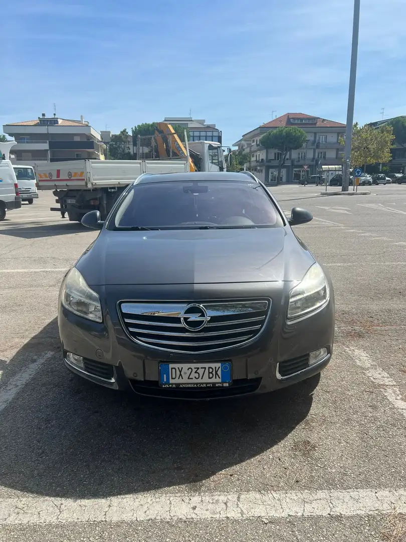 Opel Insignia 1.6 Turbo 180CV Sporttourer  Benzina/GPL. Szary - 1