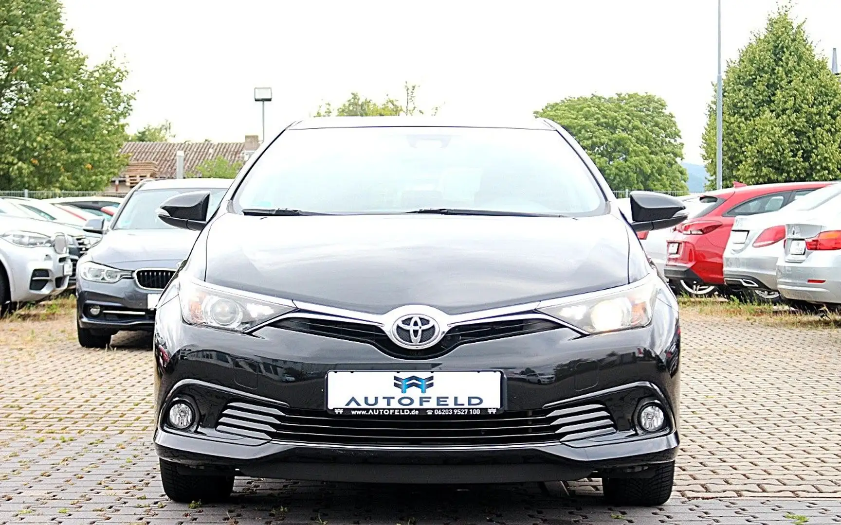 Toyota Auris 1.2 /VOLLSHEFT/RCAM/NAVI/SHZ/1.HAND/ Schwarz - 2